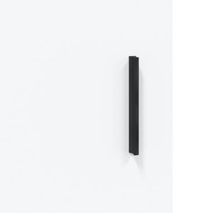 Highboard hvit 69,5x34x180 cm konstruert tre
